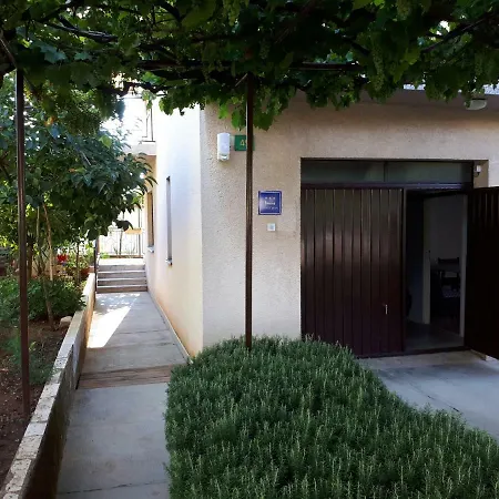 Apartment Apartman Ivan Pula